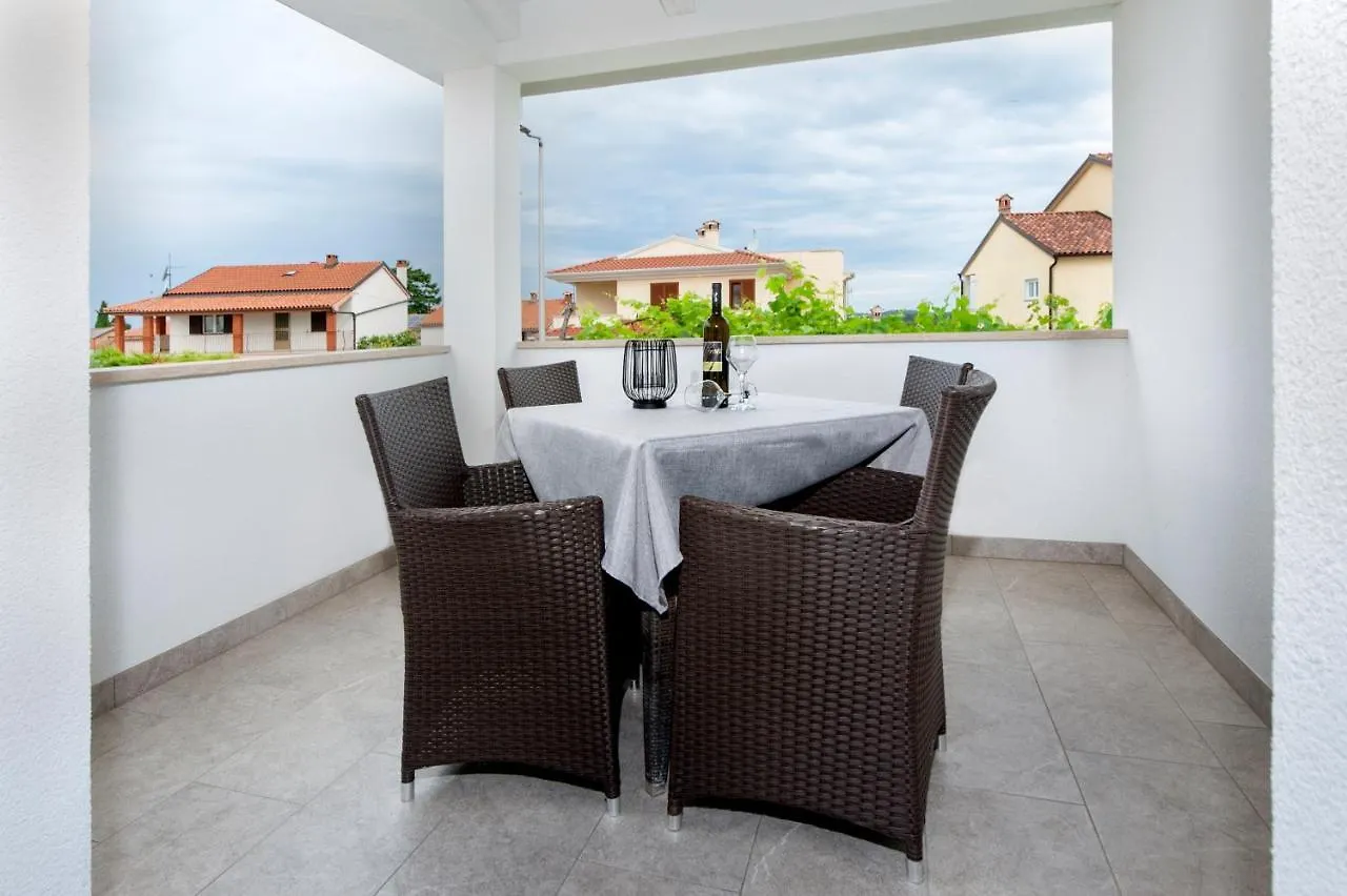 Apartment Rosa Rovinj 0*,