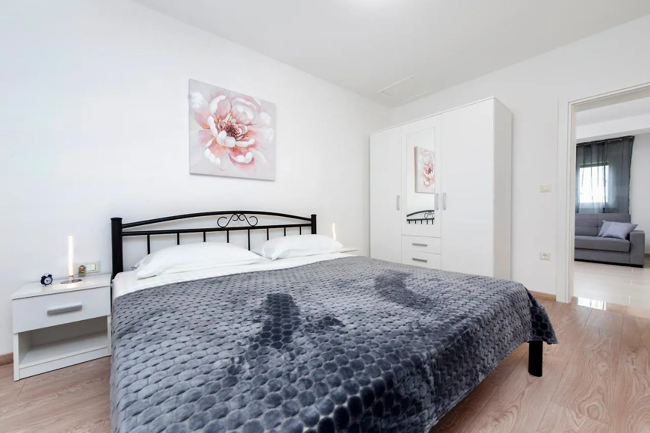 Apartment Rosa Rovinj
